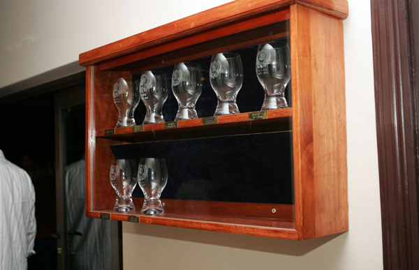 Display cabinet 7682
